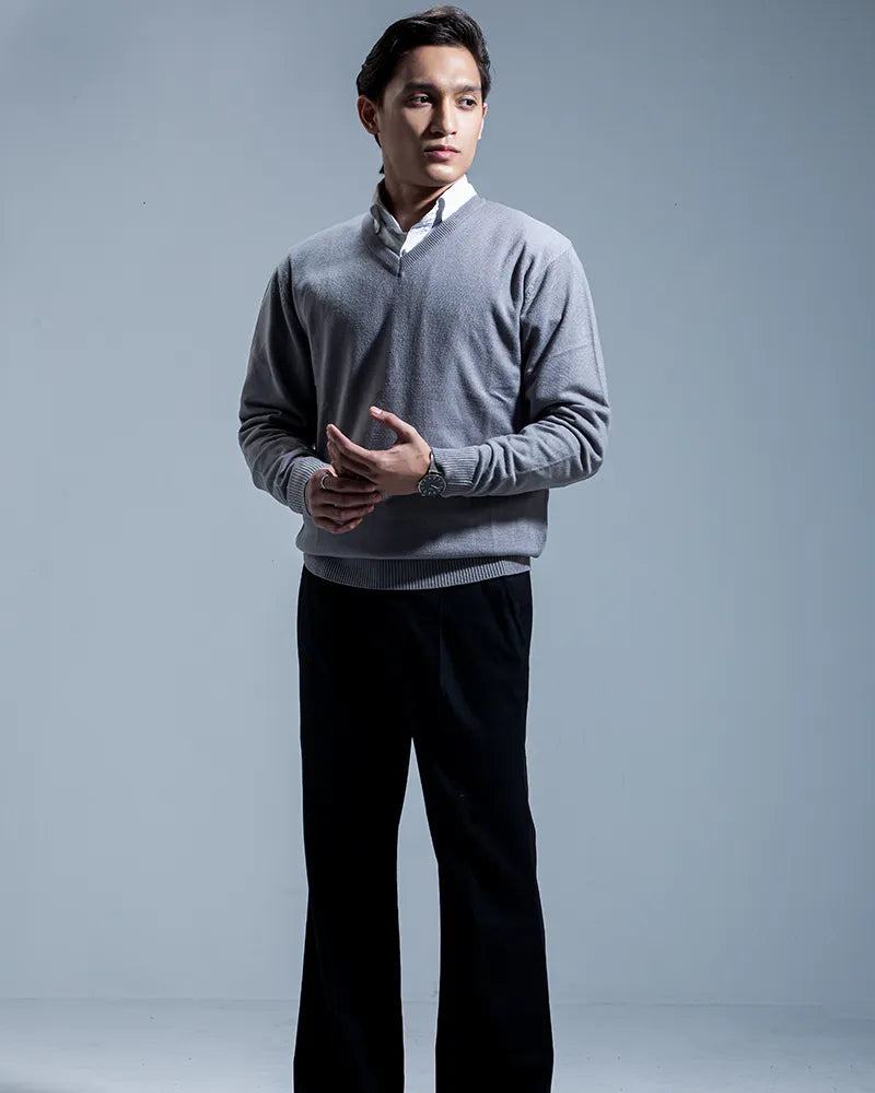 Oxford V-neck Sweater (Nardo Grey)
