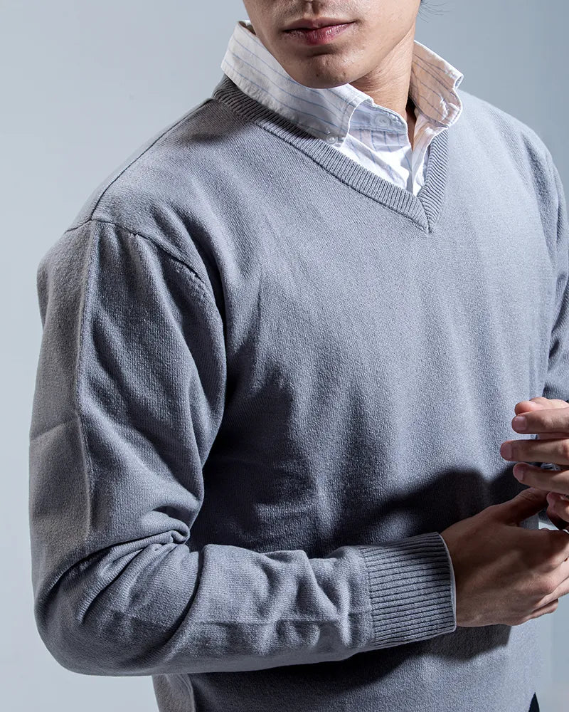 Oxford V-neck Sweater (Nardo Grey)